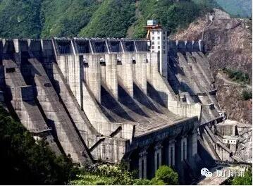 ��ҵ����·����