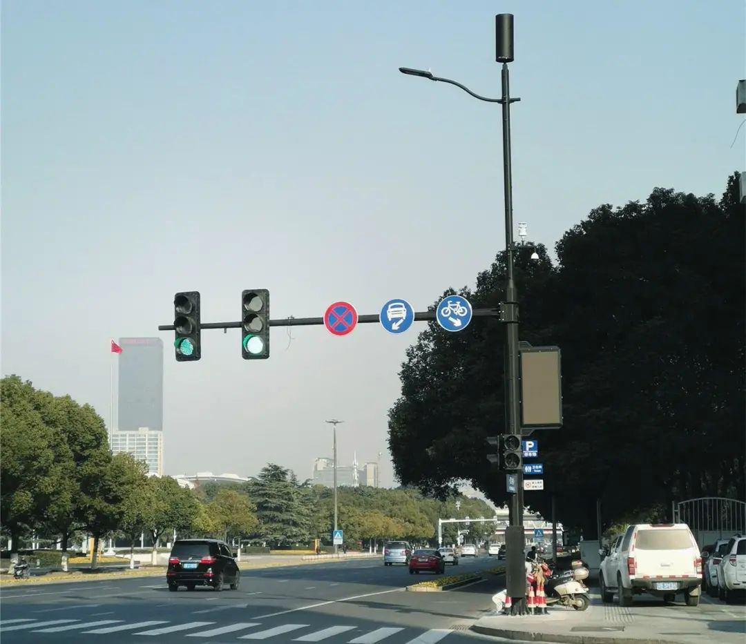 智慧合杆 智慧合杆